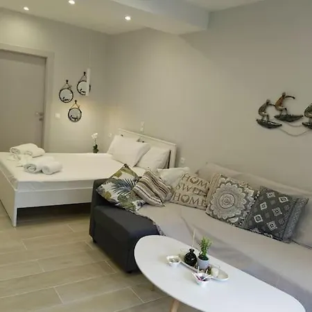 Apartament Little Fox Corfu 3 *